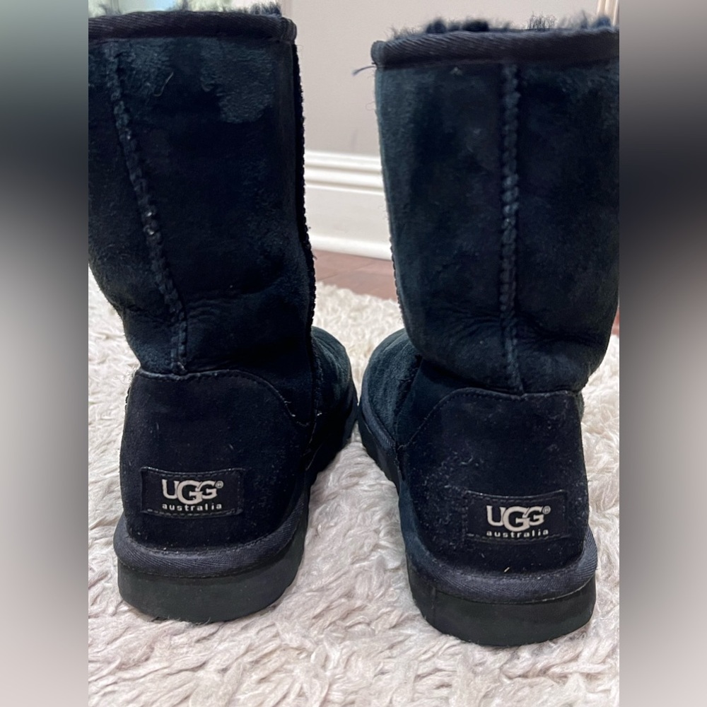 UGGs